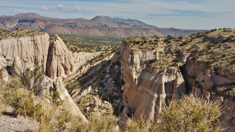 tent rock slot canyon trail